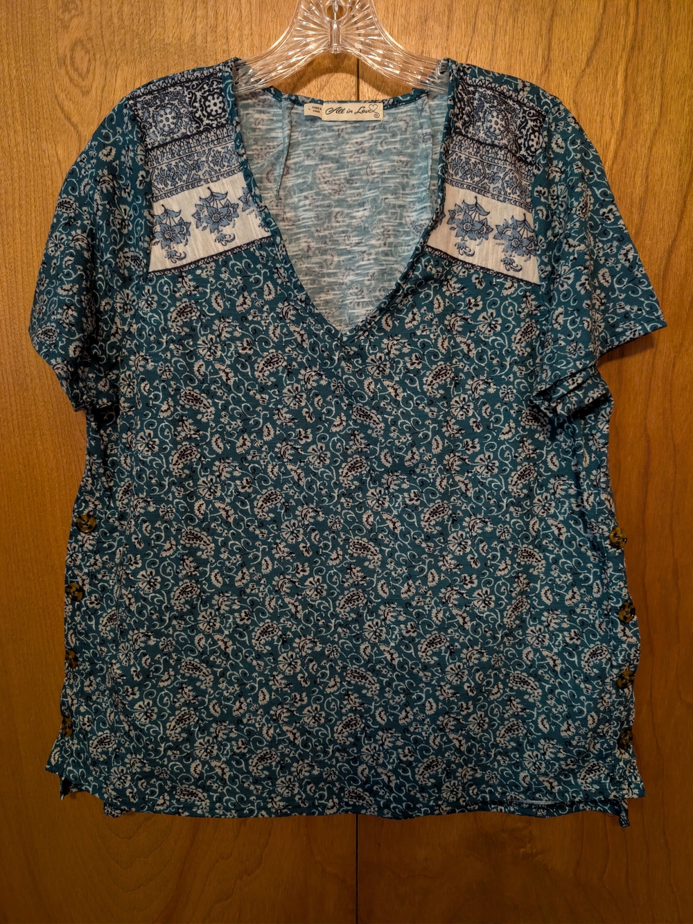 Women's Teal Printed V-Neck Short Sleeve Top